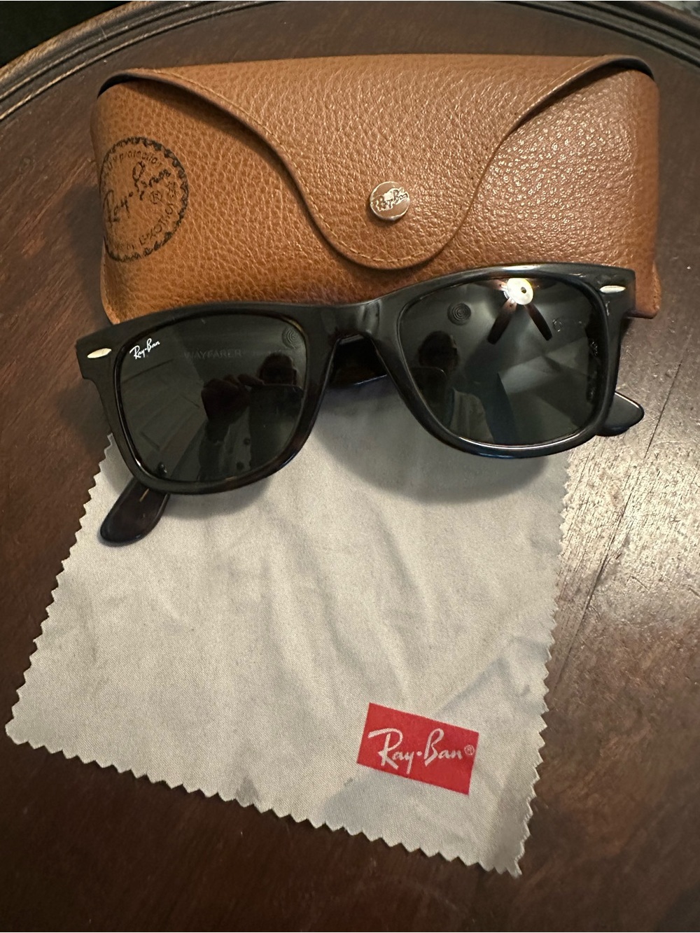 Ray-Ban Wayfarer Sunglasses tortoise shell